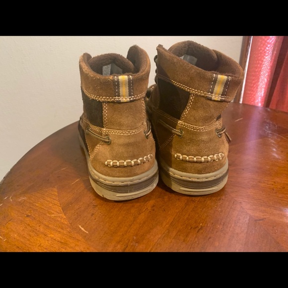 G. H. Bass men’s casual boots - Picture 2 of 4